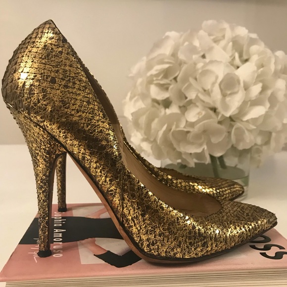 jimmy choo pumps gold